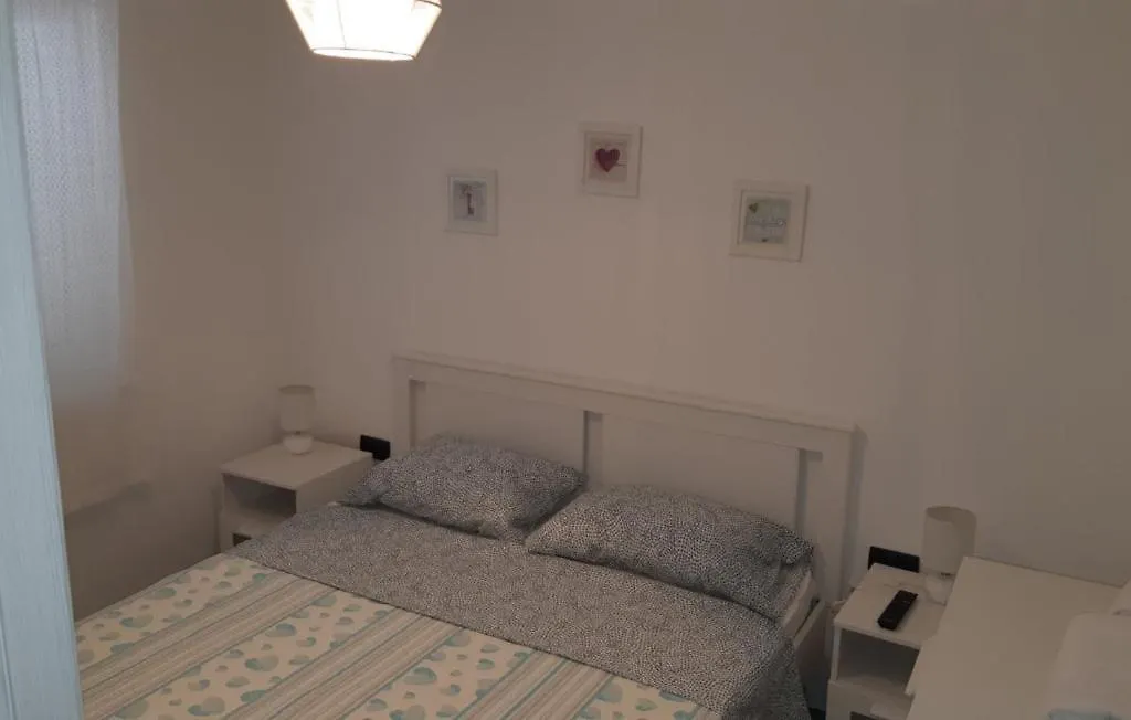 Apartman Altea By Villas Guide Rab Town 0*,  Croatia